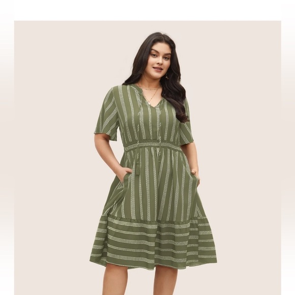 BloomChic Plus Size XL Striped Patchwork Tassels Ties Shirred Dress us14-16 - Picture 3 of 3